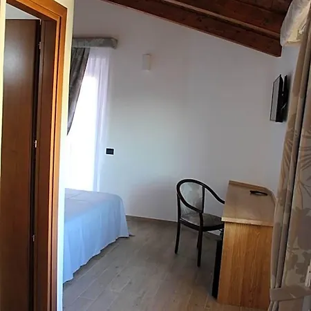 Ascosa Hotel Ceraso