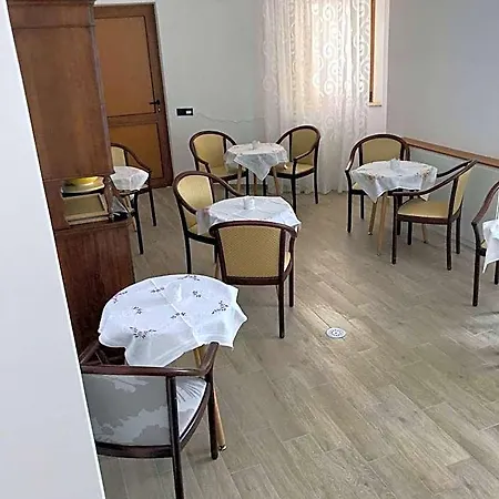 Hotel Ascosa *